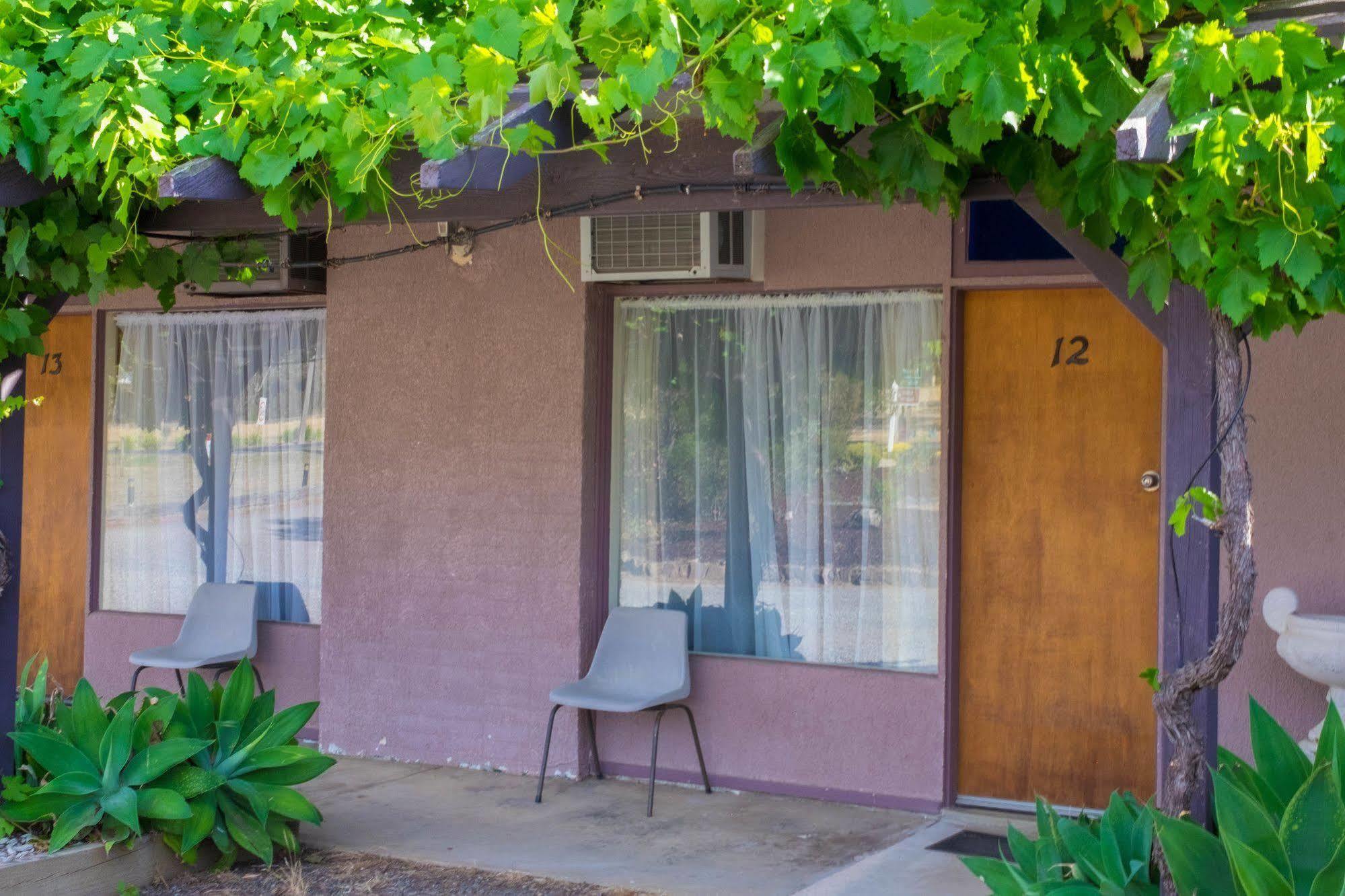 Stawell'S London Motor Inn מראה חיצוני תמונה