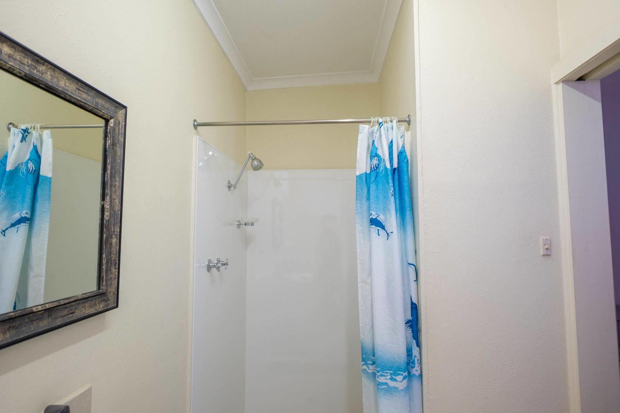 Stawell'S London Motor Inn מראה חיצוני תמונה